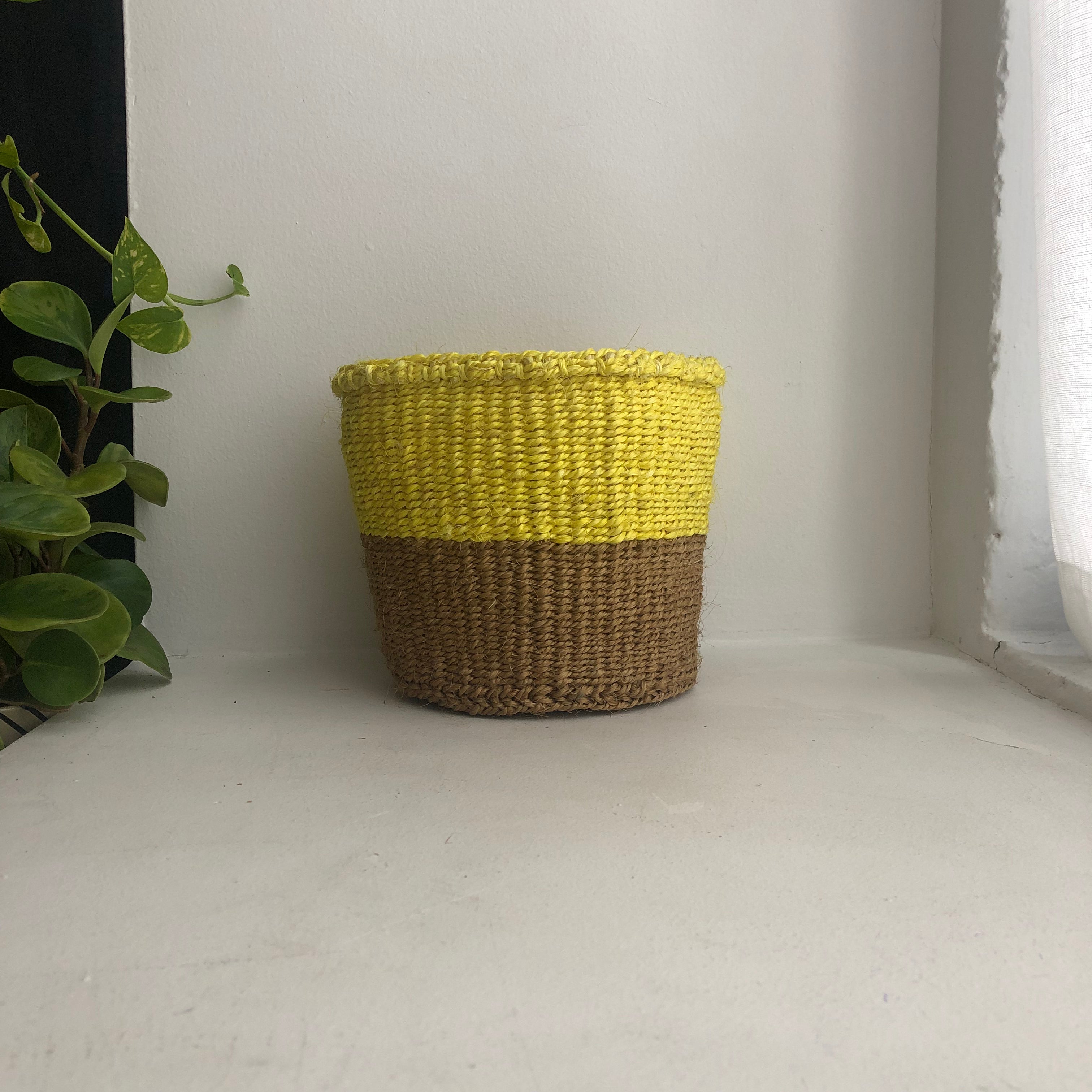 6" yellow and natural basket